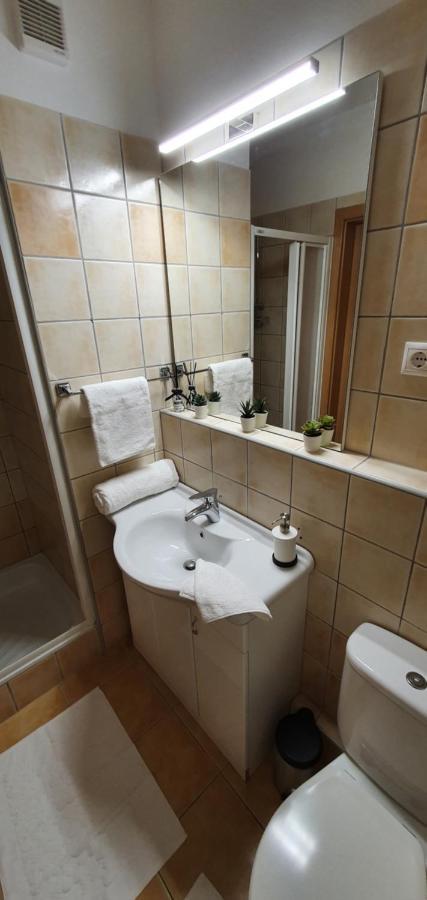 Sunset Wellness Apartman Zalakaros Apartment Ngoại thất bức ảnh